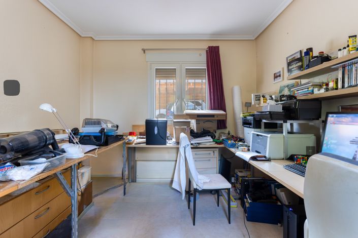 Image No.18-4 Bed Villa for sale