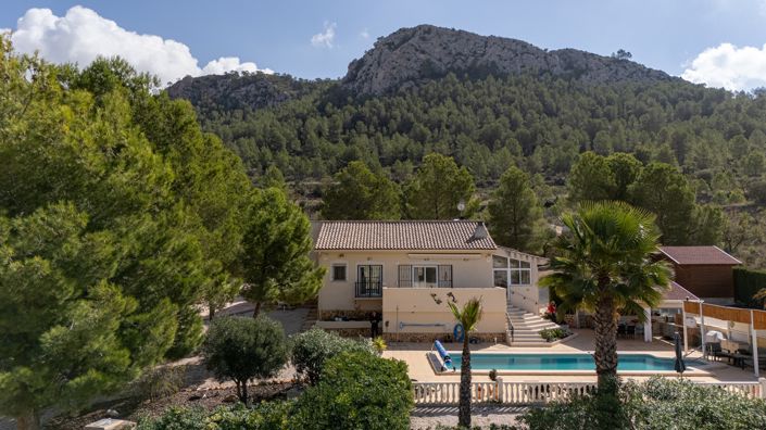 Image No.41-4 Bed Villa for sale