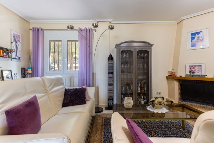 Image No.9-4 Bed Villa for sale