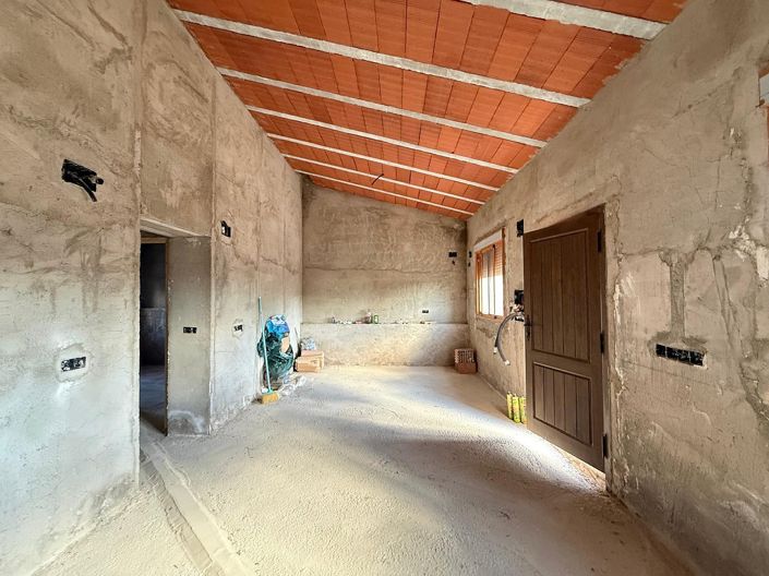 Image No.24-2 Bed Country House for sale