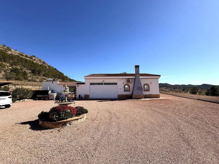 Image No.18-4 Bed Villa for sale