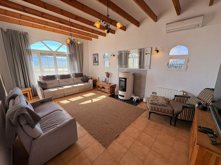 Image No.41-4 Bed Villa for sale