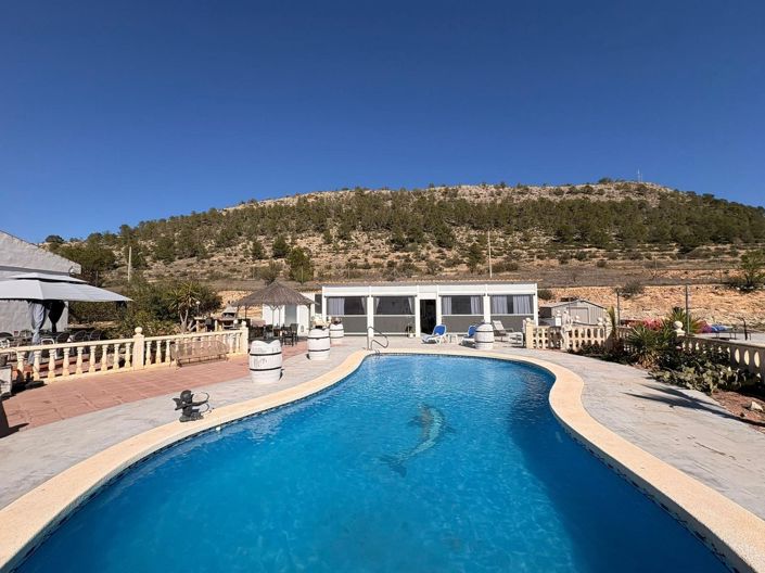 Image No.8-4 Bed Villa for sale