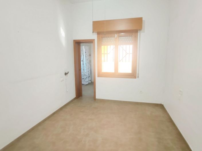 Image No.32-6 Bed Villa for sale