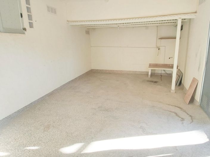 Image No.40-6 Bed Villa for sale