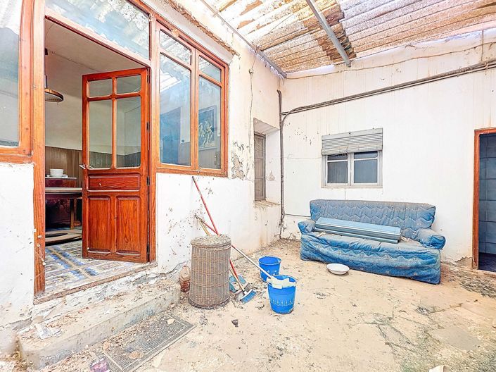 Image No.38-5 Bed Townhouse for sale