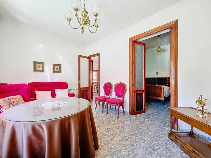 Image No.10-5 Bed Townhouse for sale