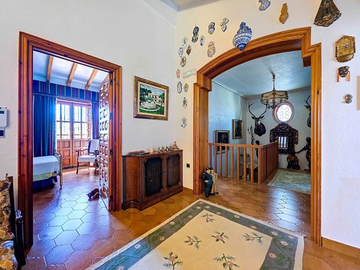 Image No.39-Villa de 6 chambres à vendre à Elda