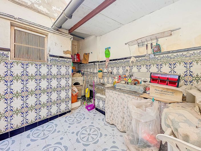 Image No.25-3 Bed Townhouse for sale