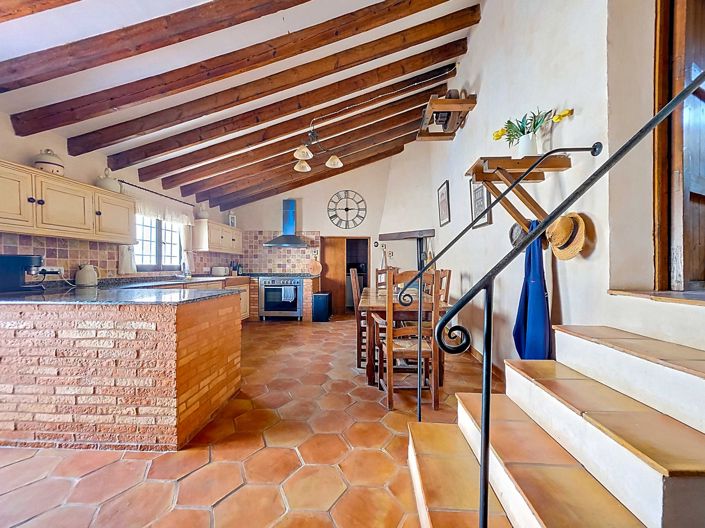 Image No.15-5 Bed Country House for sale