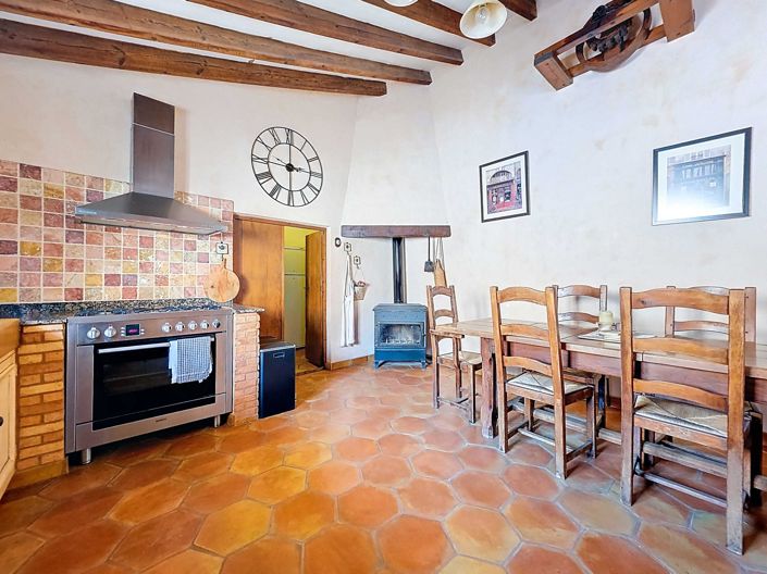 Image No.17-5 Bed Country House for sale