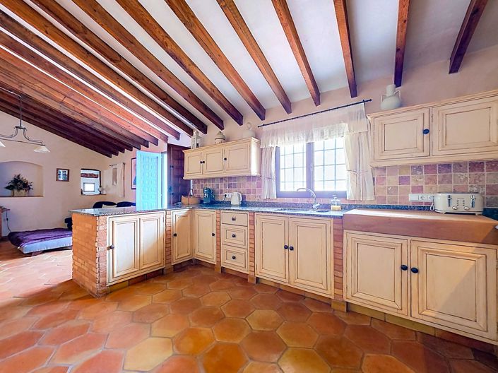 Image No.19-5 Bed Country House for sale