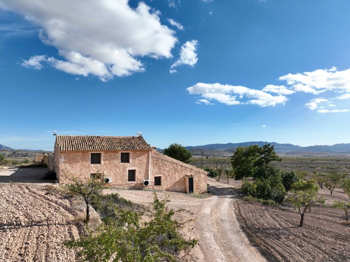 Image No.3-5 Bed Country House for sale