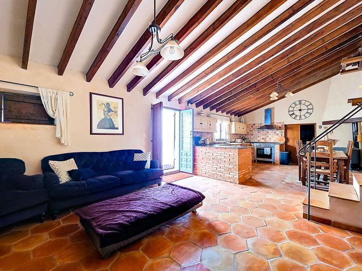 Image No.21-5 Bed Country House for sale