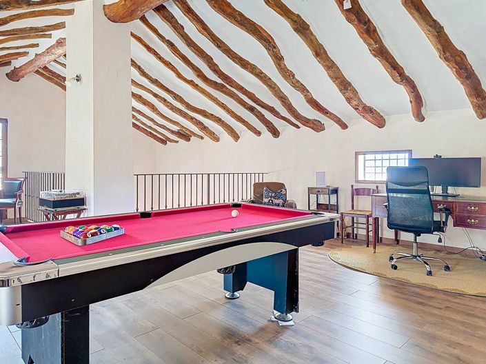 Image No.27-5 Bed Country House for sale