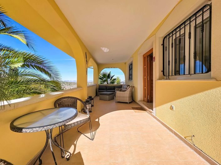 Image No.36-3 Bed Villa for sale