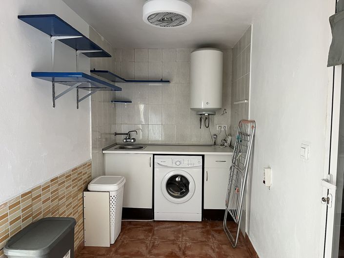 Image No.10-3 Bed Townhouse for sale