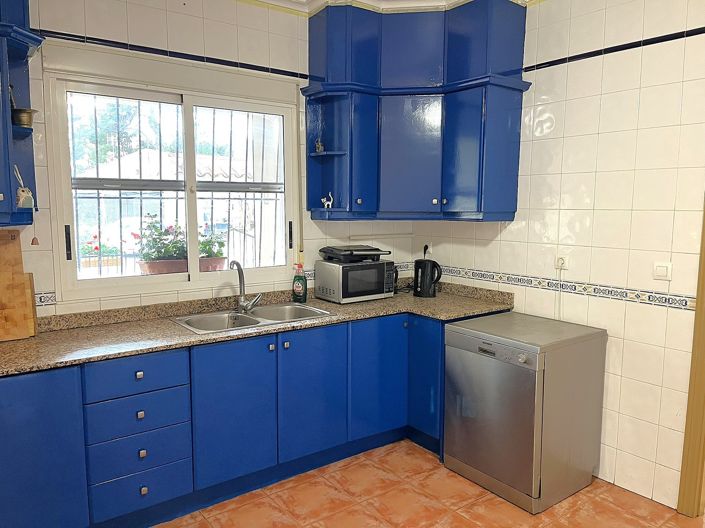 Image No.9-3 Bed Townhouse for sale