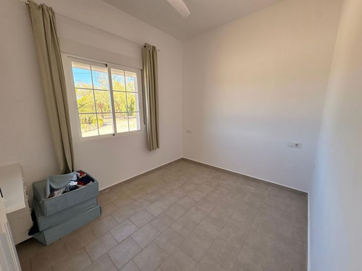 Image No.30-6 Bed Villa for sale