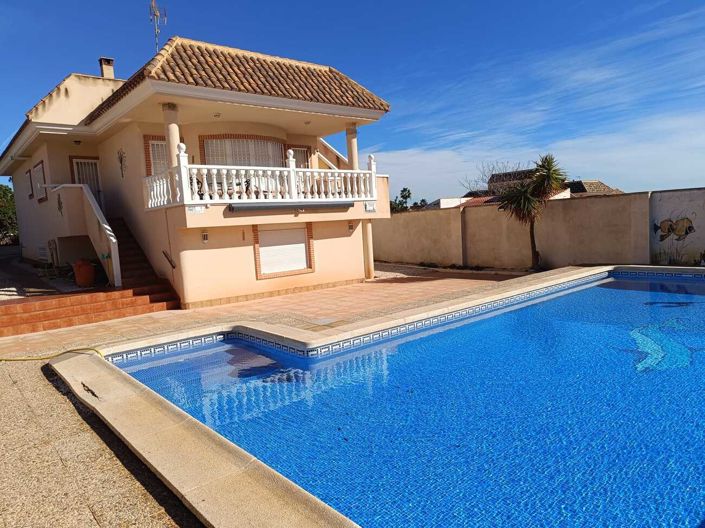 Image No.2-5 Bed Villa for sale