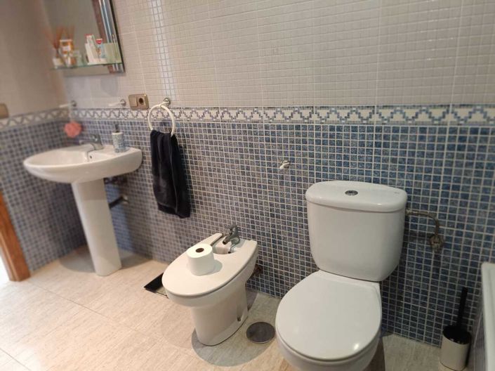 Image No.42-5 Bed Villa for sale