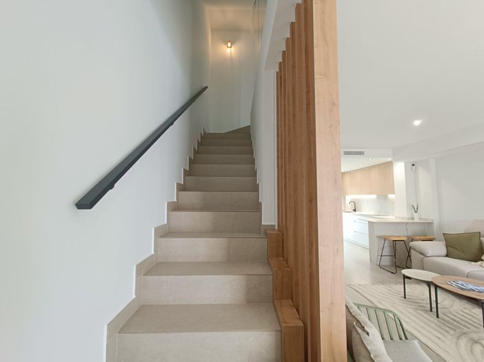 Image No.24-3 Bed Townhouse for sale