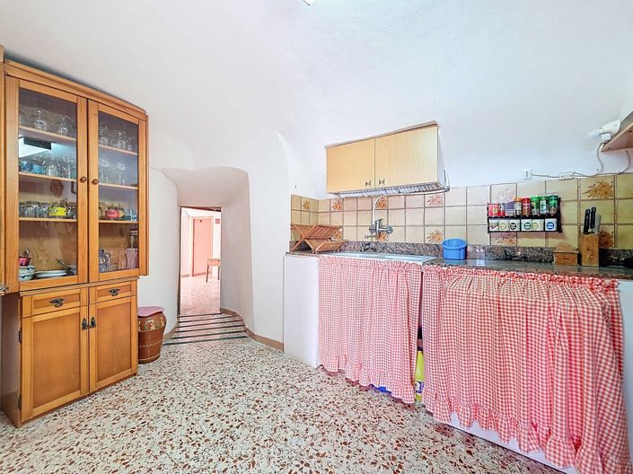 Image No.21-4 Bed House for sale