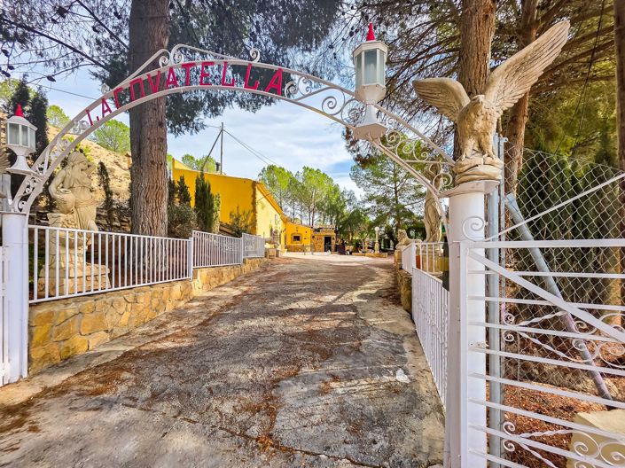 Image No.42-4 Bed House for sale