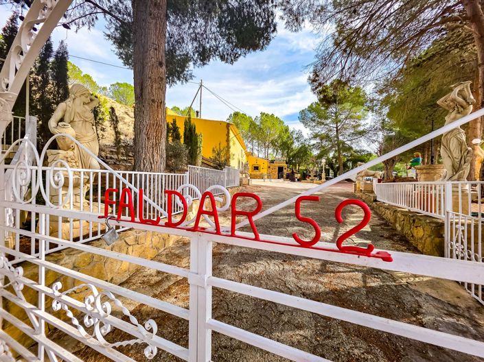 Image No.43-4 Bed House for sale