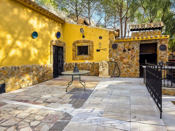 Image No.50-4 Bed House for sale