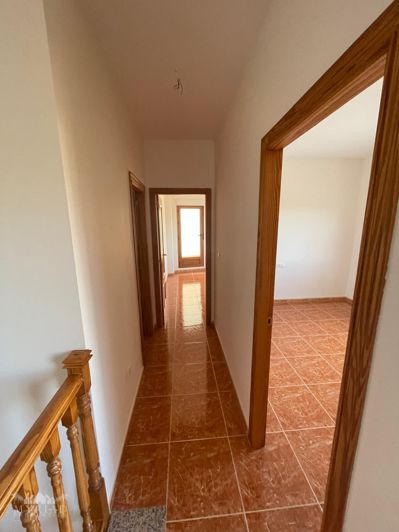 Image No.17-4 Bed Townhouse for sale