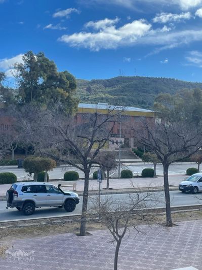 Image No.26-4 Bed Townhouse for sale