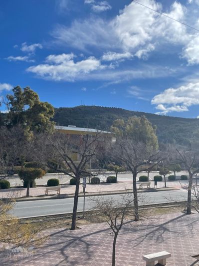 Image No.28-4 Bed Townhouse for sale