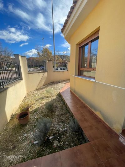 Image No.34-4 Bed Townhouse for sale