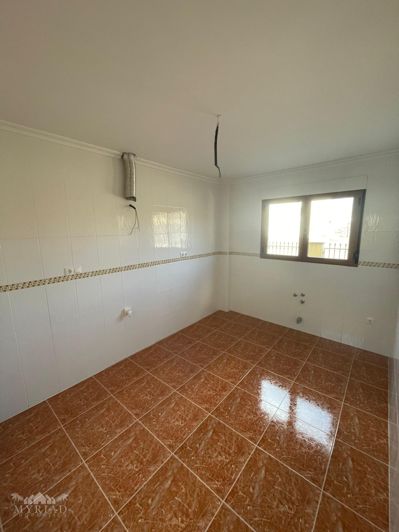 Image No.9-4 Bed Townhouse for sale