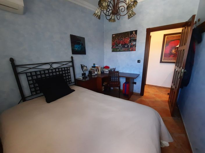 Image No.17-6 Bed Villa for sale