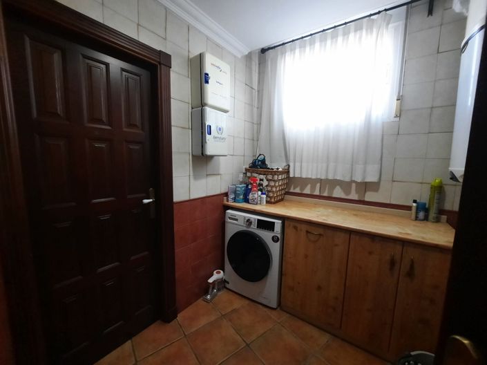 Image No.39-6 Bed Villa for sale