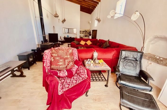 Image No.33-5 Bed Country House for sale