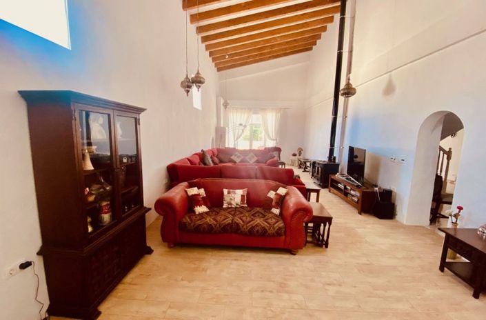 Image No.35-5 Bed Country House for sale