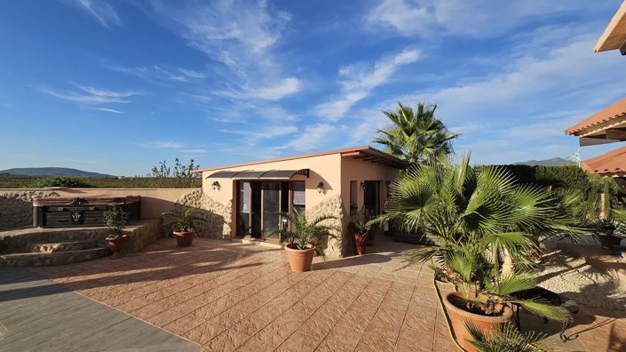 Image No.41-5 Bed Villa for sale