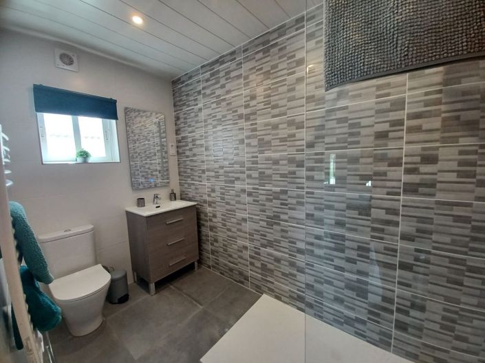 Image No.27-6 Bed Country House for sale