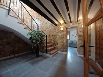 wwhatsapp-image-2026-04-04-at-154323-7-