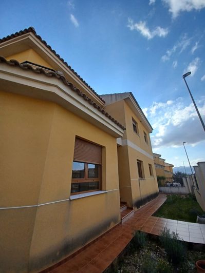 Image No.4-Maison de ville de 4 chambres à vendre à Pinoso