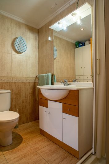 Image No.24-5 Bed Townhouse for sale