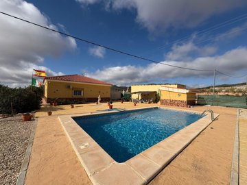 wwhatsapp-image-2026-04-10-at-142126-4-