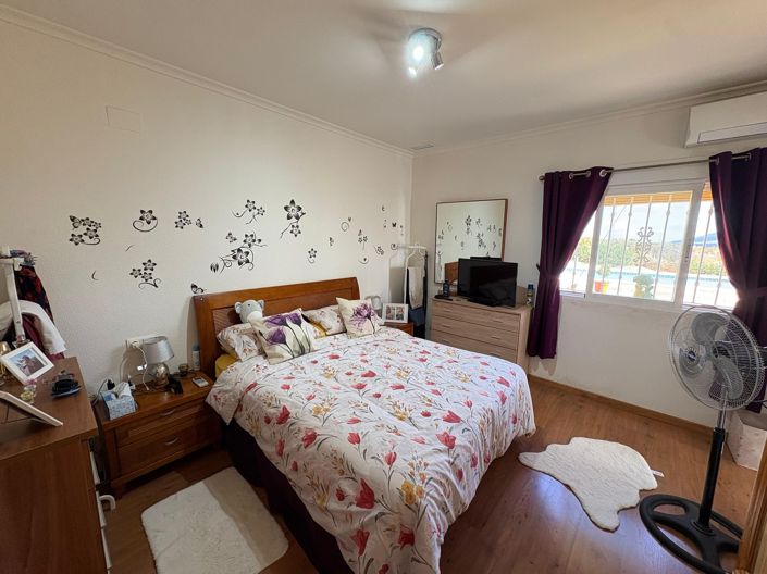 Image No.14-3 Bed Villa for sale