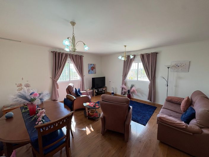 Image No.8-3 Bed Villa for sale