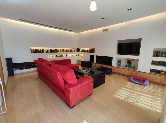 Image No.3-3 Bed Penthouse for sale