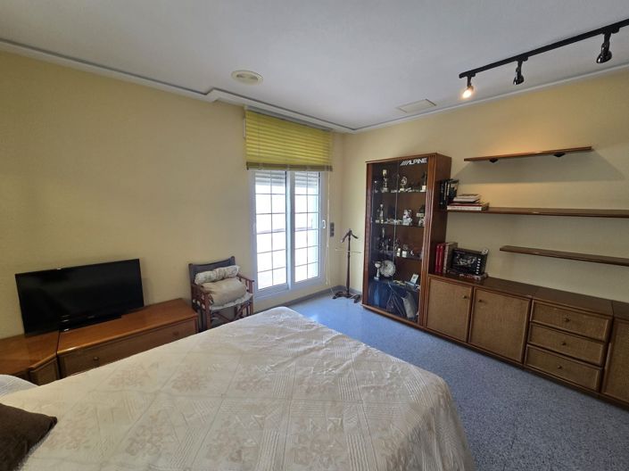 Image No.13-6 Bed Villa for sale