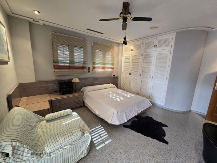 Image No.16-6 Bed Villa for sale